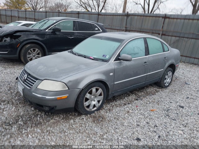 2003 VOLKSWAGEN PASSAT GLX VIN: WVWRH63B73P458369