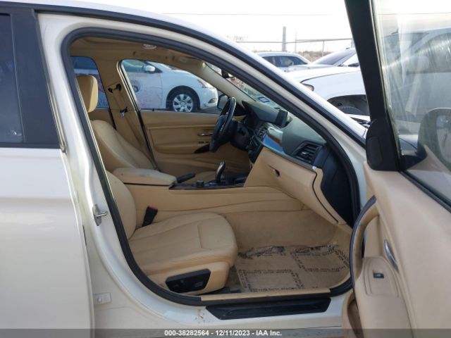 WBA3B1C59FK138019 BMW 320i