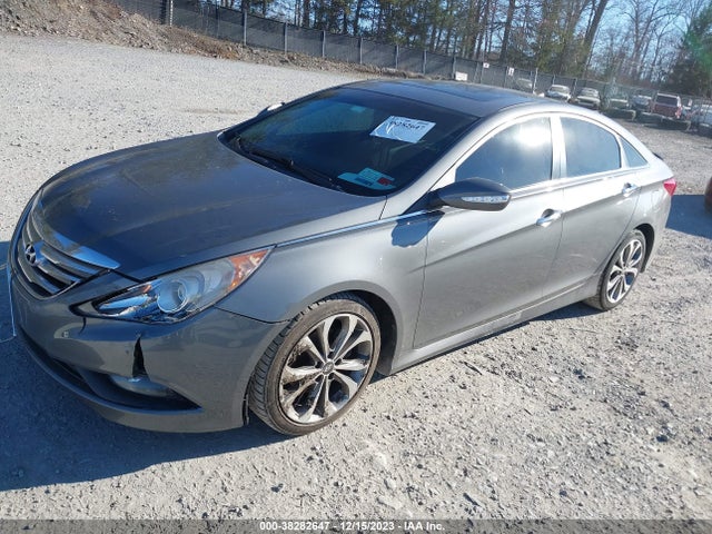 2014 HYUNDAI SONATA SE VIN: 5NPEC4AC4EH924075