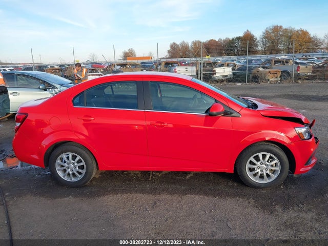 Chevrolet Sonic Lt Auto 2019 1G1JD5SB9K4109467 Image 13