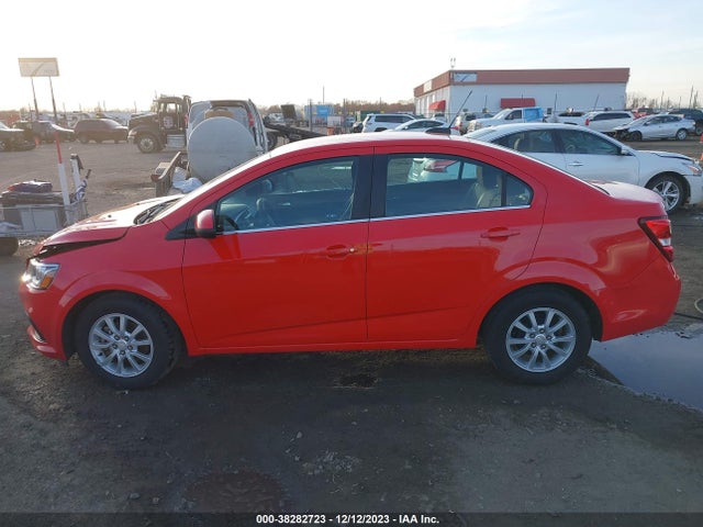 Chevrolet Sonic Lt Auto 2019 1G1JD5SB9K4109467 Image 14