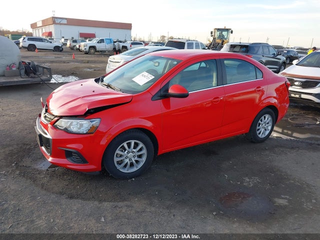 Chevrolet Sonic Lt Auto 2019 1G1JD5SB9K4109467 Image 2