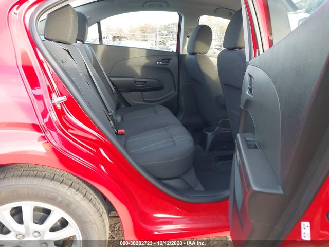 Chevrolet Sonic Lt Auto 2019 1G1JD5SB9K4109467 Image 8