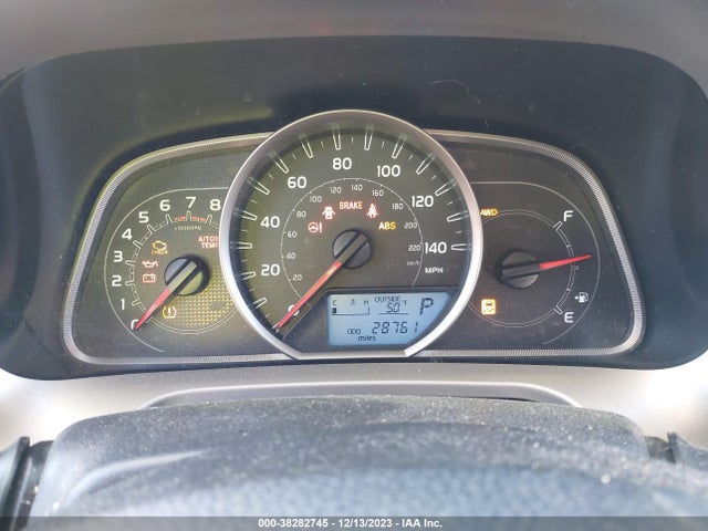 Toyota RAV4 LE 2015 JTMBFREV3FD103639 Image 7