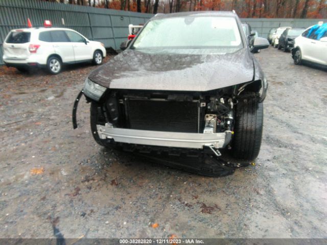 WA1LHAF71KD018268 Audi Q7 45 Premium