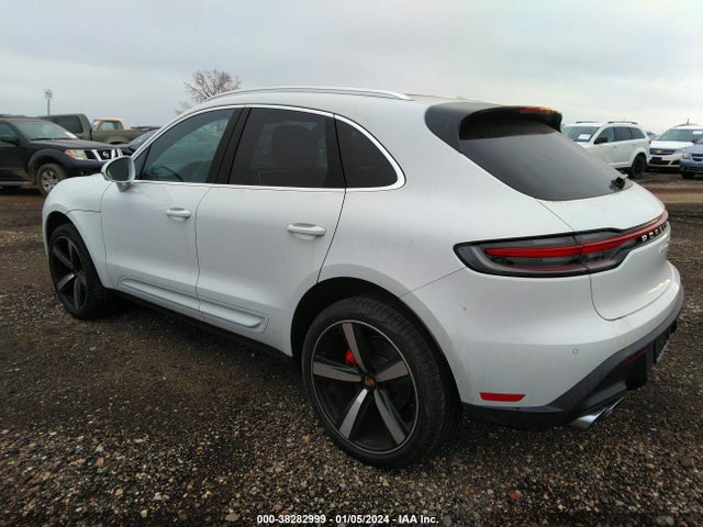 2022 PORSCHE MACAN WP1AG2A56NLB23828 Photo 2