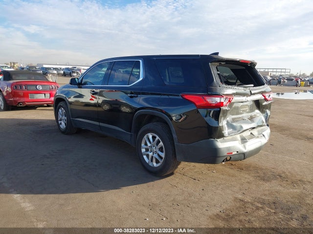 Chevrolet Traverse Ls 2018 1GNERFKWXJJ268282 Image 3
