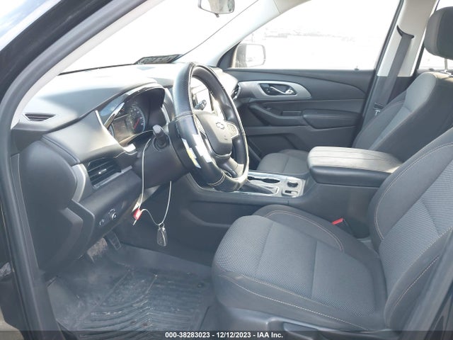 Chevrolet Traverse Ls 2018 1GNERFKWXJJ268282 Image 5