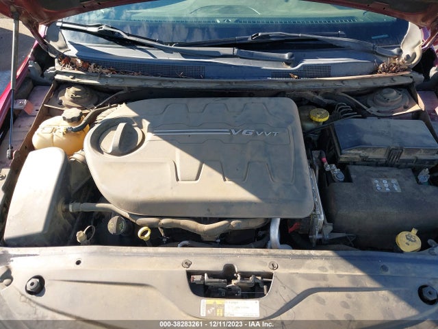 Chrysler 200 S 2015 1C3CCCBG7FN613507 Image 10