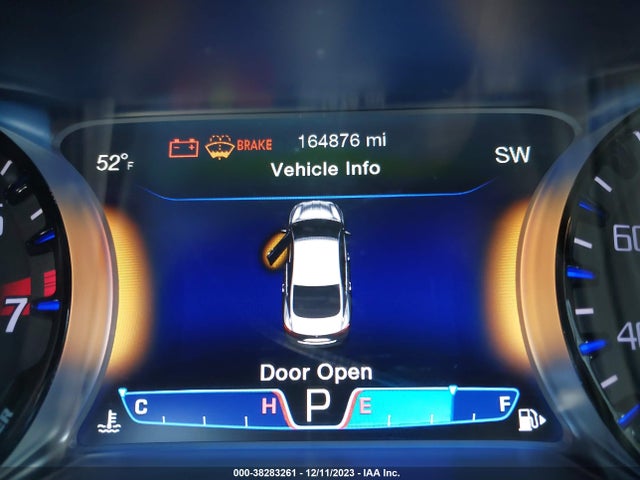 Chrysler 200 S 2015 1C3CCCBG7FN613507 Image 15