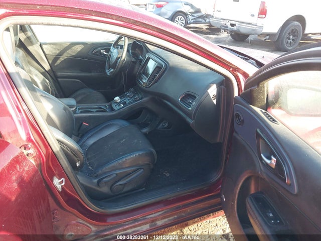 Chrysler 200 S 2015 1C3CCCBG7FN613507 Image 5