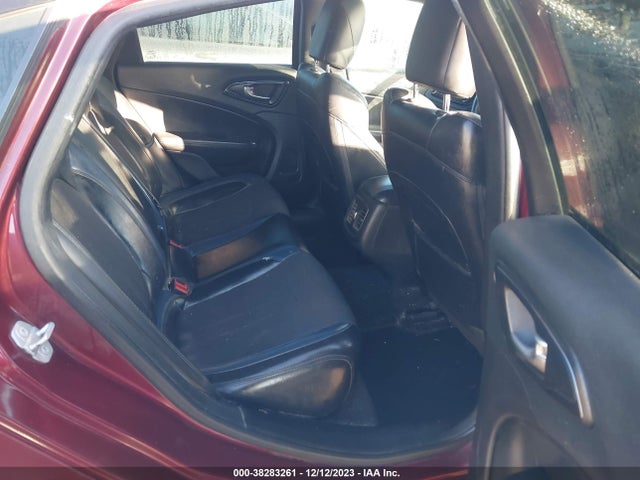 Chrysler 200 S 2015 1C3CCCBG7FN613507 Image 8