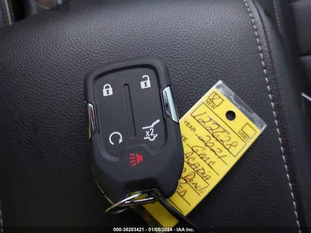 2021 GMC ACADIA AWD DENALI VIN: 1GKKNXLSXMZ122628