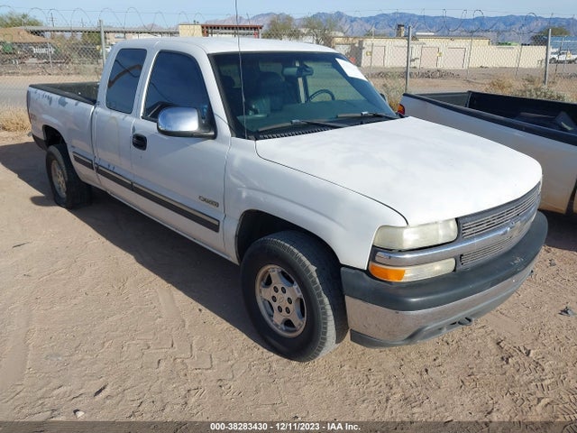 2001 CHEVROLET SILVERADO 1500 LS VIN: 2GCEK19T411148239
