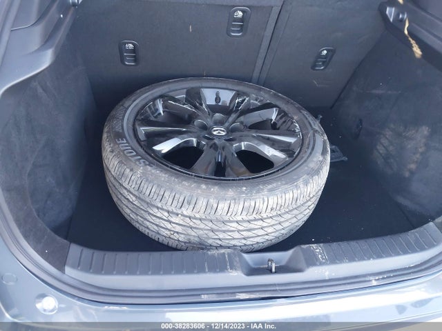 2023 MAZDA CX-30 2.5 S CARBON EDITION VIN: 3MVDMBCM2PM581667