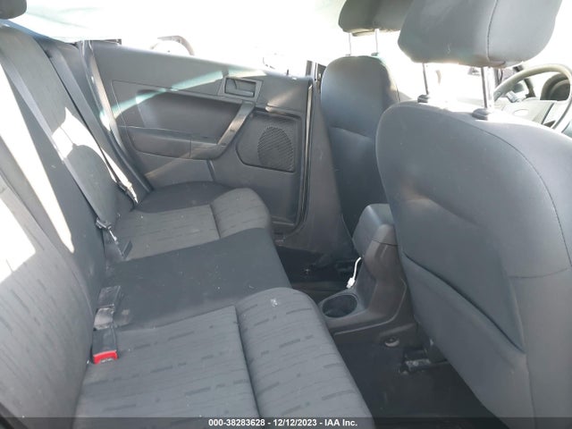 2010 FORD FOCUS SE VIN: 1FAHP3FNXAW189148