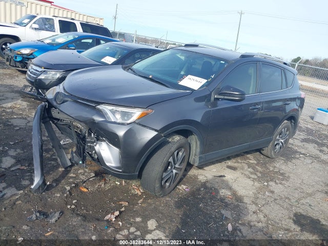 Toyota RAV4 LE 2016 JTMZFREV4GJ094869 Image 2