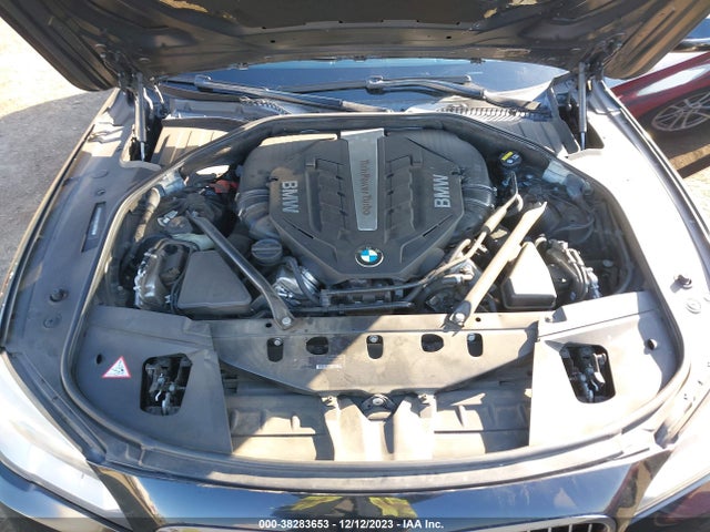 WBAYA8C59FG197706 BMW 750i