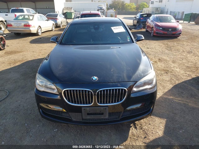 WBAYA8C59FG197706 BMW 750i