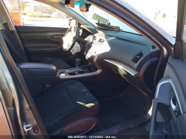 2015 NISSAN ALTIMA 2.5 SV VIN: 1N4AL3AP5FC498170