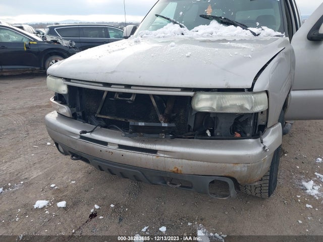 2004 CHEVROLET SUBURBAN 3GNFK16T84G116406 Photo 5