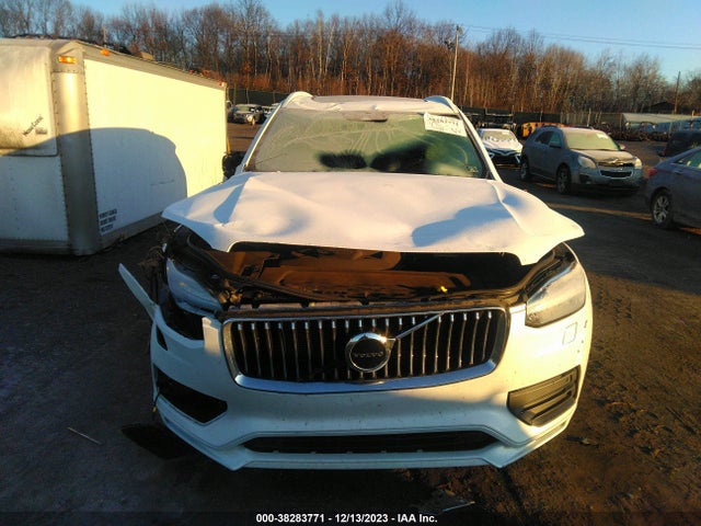 2021 VOLVO XC90 T6 MOMENTUM 6 PASSENGER VIN: YV4A221K3M1707097
