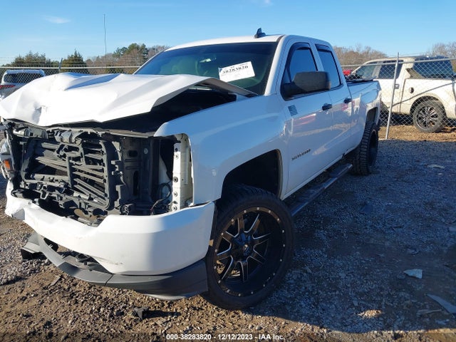 Chevrolet Silverado 1500 Silverado Custom 2018 1GCRCPEC0JZ361543 Image 2