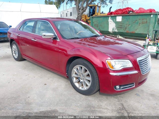 2013 CHRYSLER 300C VIN: 2C3CCAET1DH673902