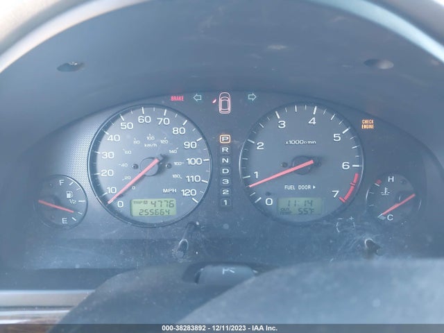 2001 SUBARU LEGACY OUTBACK LTD VIN: 4S3BH686017618568