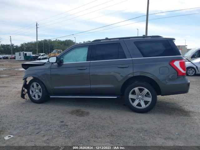 1FMJU1HT6JEA62516 Ford Expedition Xlt