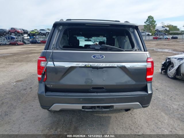 1FMJU1HT6JEA62516 Ford Expedition Xlt