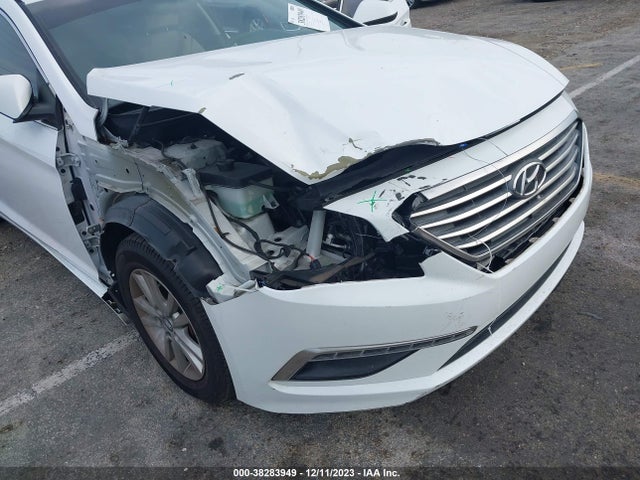 2015 HYUNDAI SONATA SE VIN: 5NPE24AF7FH165422