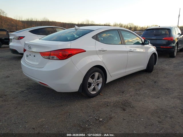 2013 HYUNDAI ELANTRA GLS VIN: 5NPDH4AE5DH392090