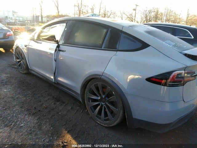 2022 TESLA MODEL X 7SAXCBE57NF336262 Photo 2