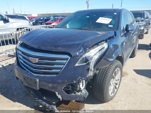 Cadillac XT5 LUXURY 2017 1GYKNBRS3HZ162880 Image 2
