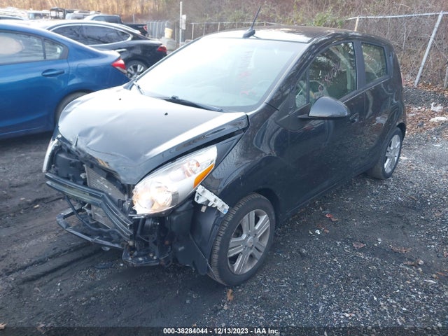 Chevrolet Spark 1lt Auto 2014 KL8CD6S93EC442091 Image 2