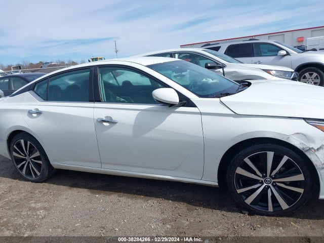 Nissan Altima 2.5 S 2019 1N4BL4BV5KC203375 Image 14