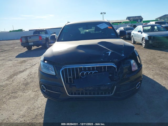 Audi Q5 2.0t Premium 2017 WA1M2AFP8HA047153 Image 12