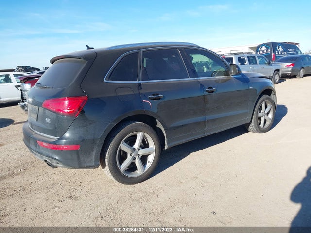 Audi Q5 2.0t Premium 2017 WA1M2AFP8HA047153 Image 4