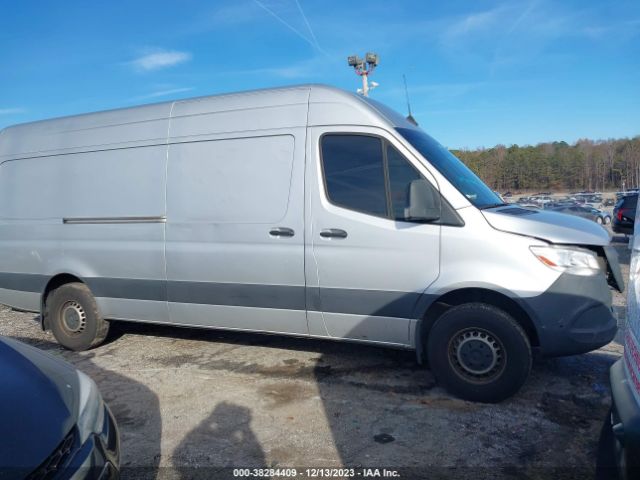 W1W40CHY4LT037007 Mercedes-Benz Sprinter 2500 High Roof I4