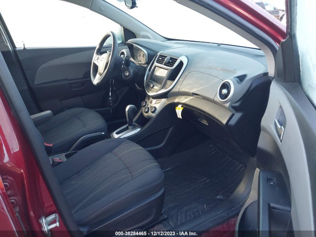 Chevrolet Sonic Lt Auto 2019 1G1JD5SB5K4112625 Image 5