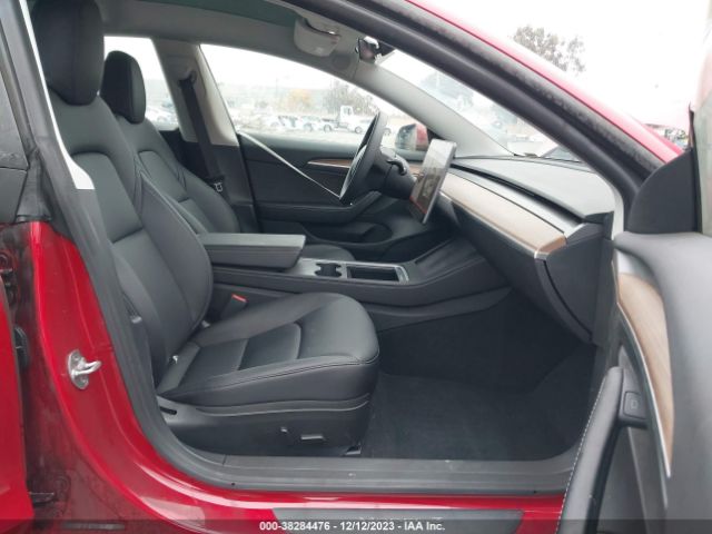 5YJ3E1EA8PF518701 Tesla MODEL 3
