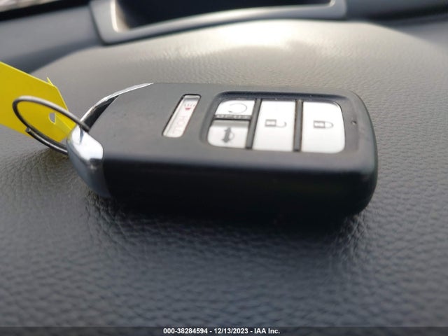 Honda Accord Touring 2018 1HGCV1F97JA122863 Image 11