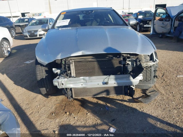2017 JAGUAR XE SAJAD4BG3HA958003 Photo 5