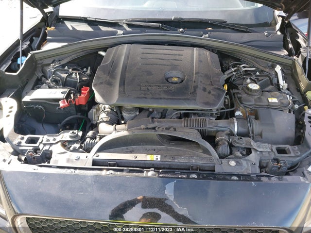 2017 JAGUAR F-PACE SADCS2BN8HA492511 Photo 9