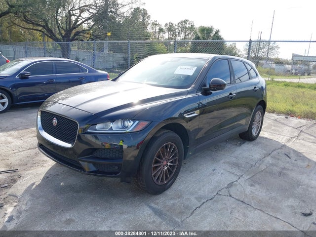 2017 JAGUAR F-PACE SADCS2BN8HA492511 Photo 1