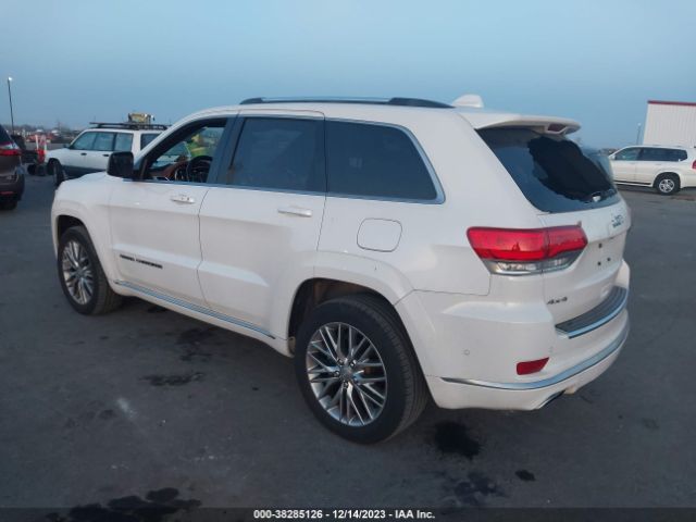 2018 JEEP GRAND CHEROKEE 1C4RJFJT5JC422796 Photo 2