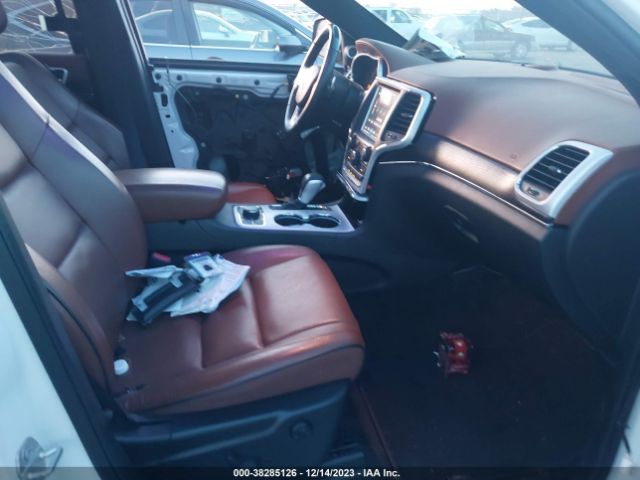 2018 JEEP GRAND CHEROKEE 1C4RJFJT5JC422796 Photo 4
