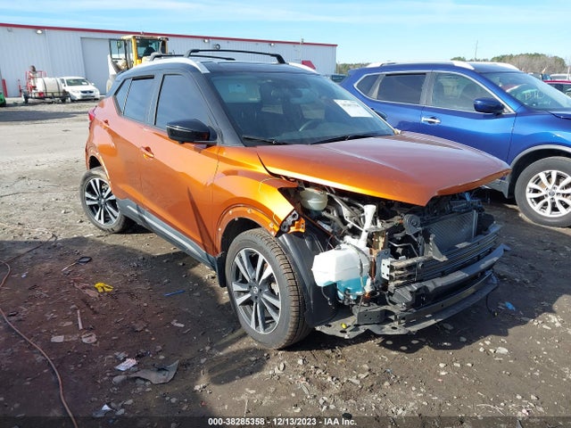 Nissan KICKS SR 2018 3N1CP5CU3JL509446 Image 1