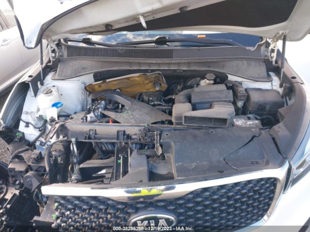 5XYPGDA39GG109961 KIA Sorento 2.4l Lx